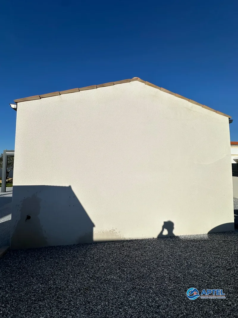 Façade propre après nettoyage à Rochefort