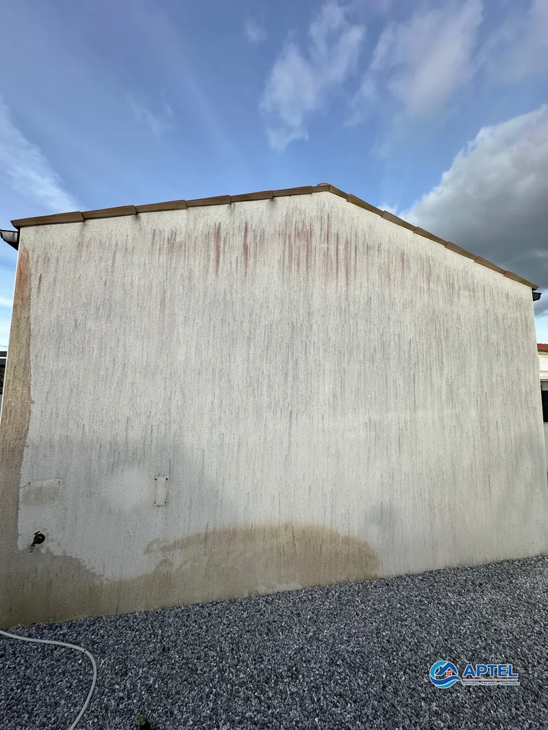 Façade encrassée avant nettoyage à Rochefort